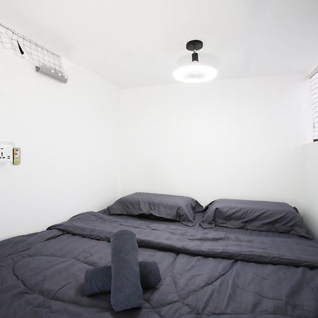 Hangoutspacez Queensbay At Bayan Lepas Penang エクステリア 写真