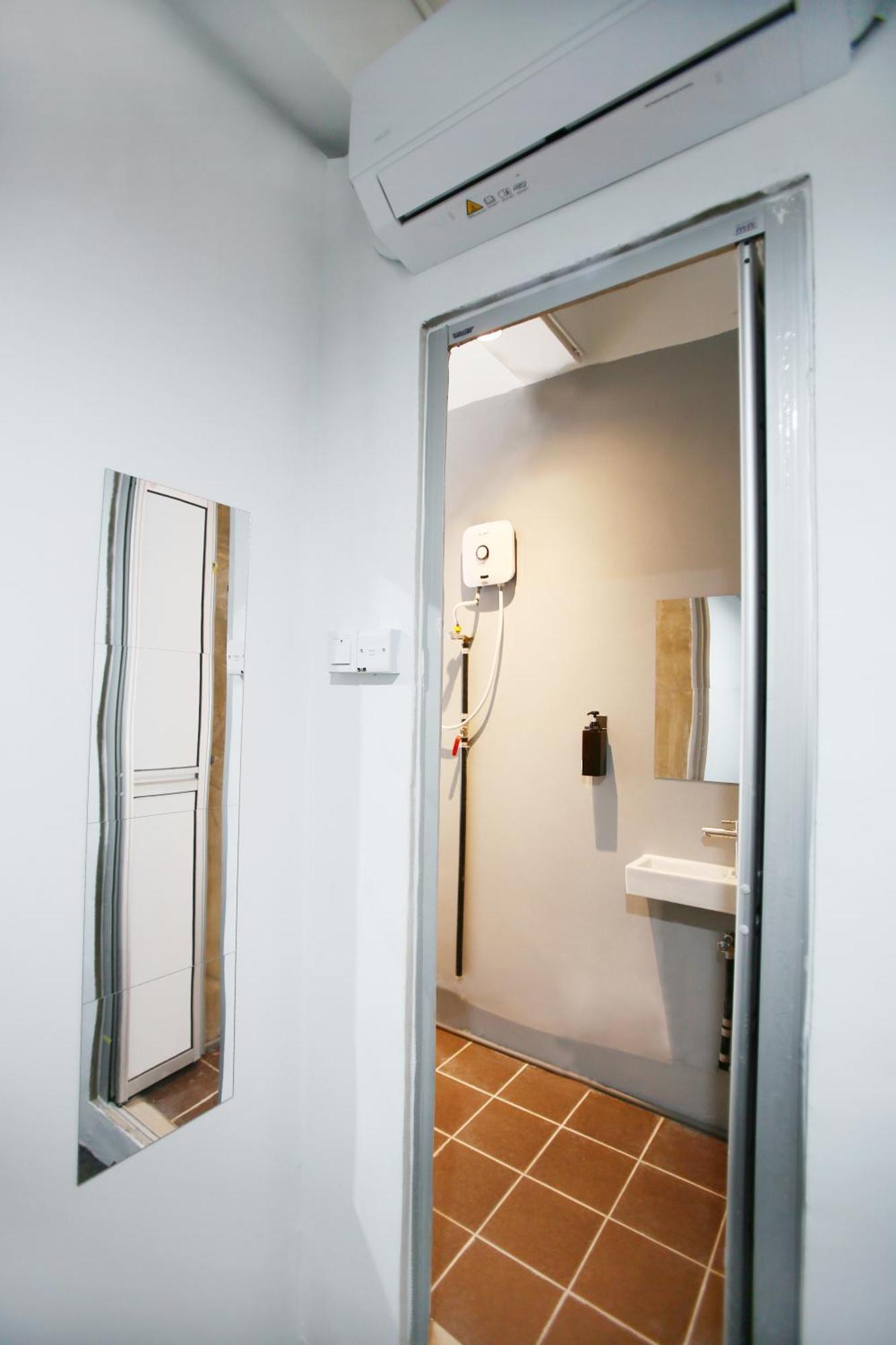 Hangoutspacez Queensbay At Bayan Lepas Penang エクステリア 写真